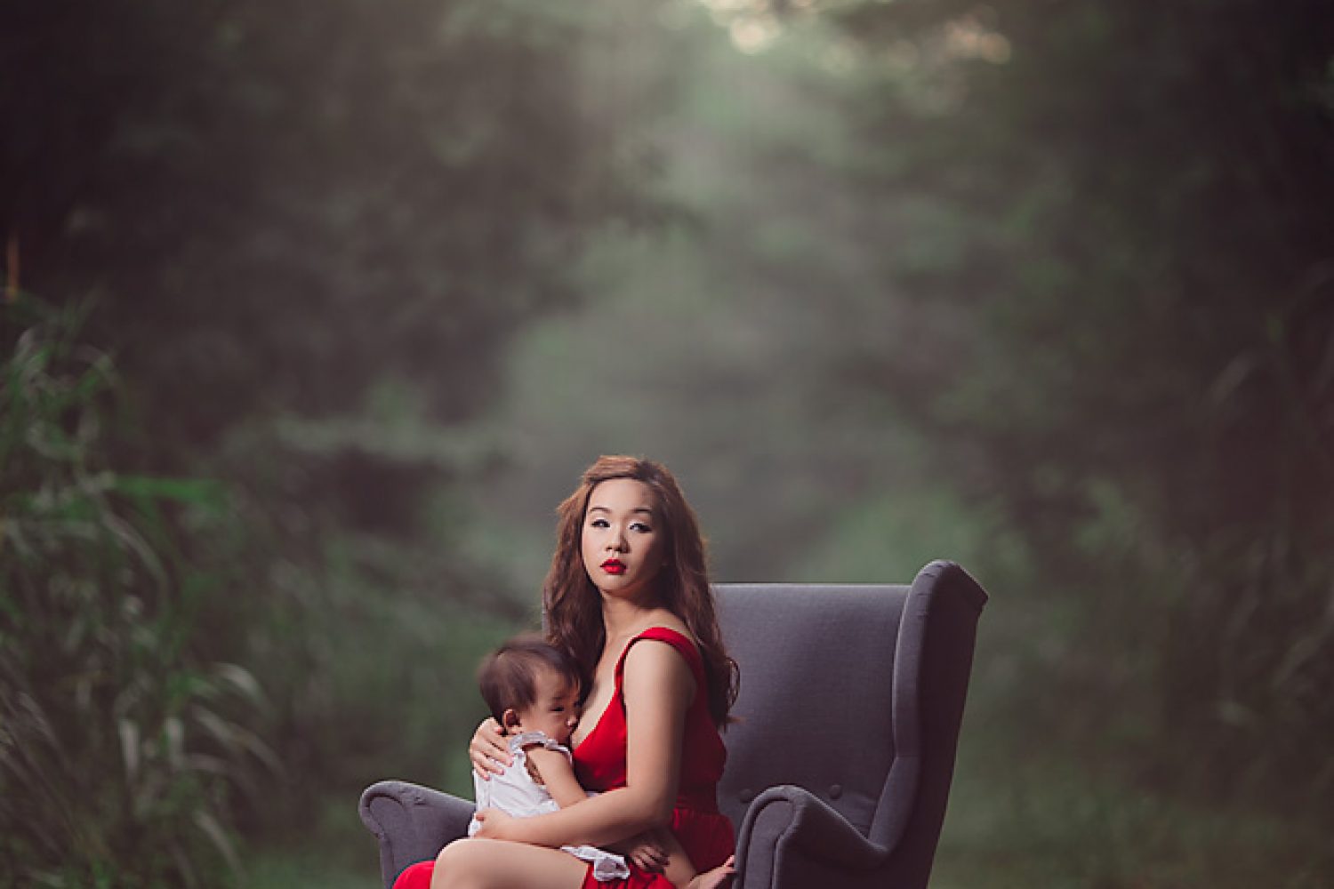 singapore breastfeeding photographer